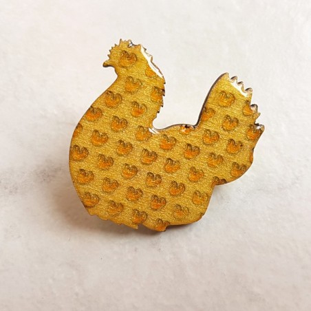 Cette broche artisanale enforme de poule enfant ou adulte peut être portée sur vêtement pour attacher châle ou foulard