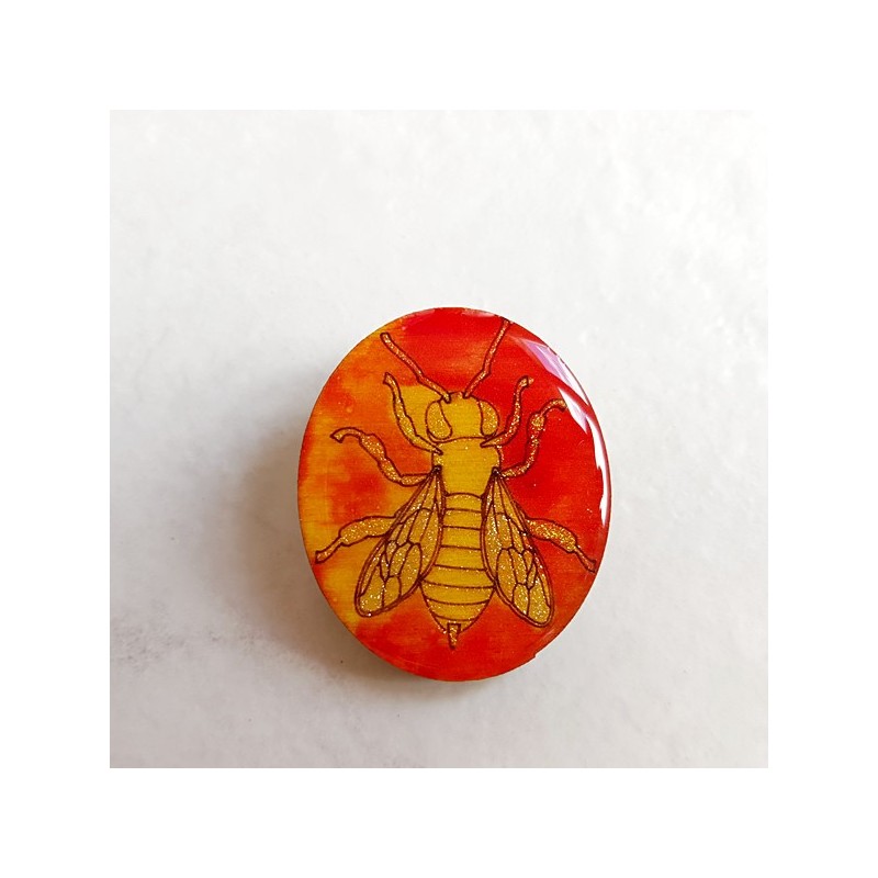 Broche artisanale et originale abeille tons orange feu et doré Broche artisanale et originale abeille tons orange feu et doré