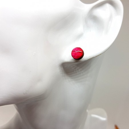 Petit bouton d'oreille, puce d'oreille rose strié et pailleté