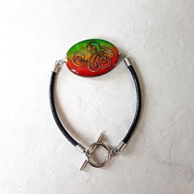 Ce bracelet fantaisie femme baroque dans les tons vert et orange à rouge Création Le Trésor de Clémentine Artisanat d'Art