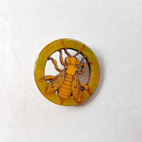 Broche fantaisie abeille cerclée ton miel et mordoré décor fait main