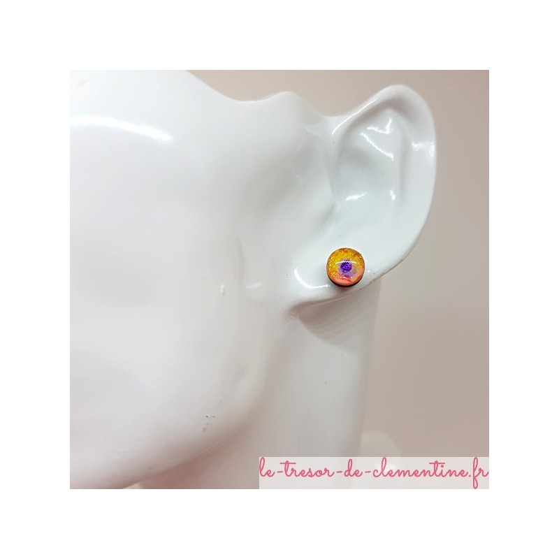 Puce ou bouton d'oreille jaune, rose et violet pailleté aspect émail