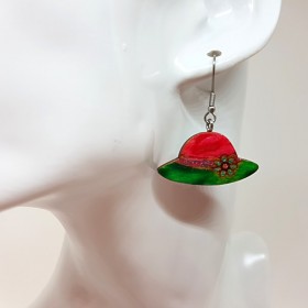 Boucle d'oreille fantaisie forme chapeau fushia, vert et argent fait main