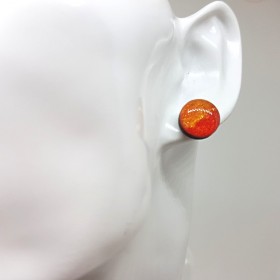 Boucle d'oreille forme bouton d'oreille orange et feu et pailleté 12 mm fait main