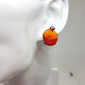 Boucle d'oreille fantaisie forme cupcake  puce ou bouton d oreille rouge et feu fait main bijou ludique