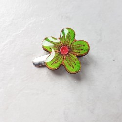 Barrette décor fleur vert et rose. Peut également être utilisé comme broche de col ou utilisée sur autre accessoire