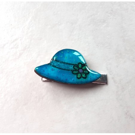 Barrette décor de chapeau turquoise. Peut également être utilisé comme broche de col ou utilisée sur autre accessoire