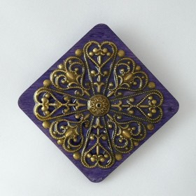 Broche style baroque ou médiéval verte