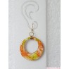 Grade Paire de grande Boucle d'oreille type créole pendante aux couleurs acidulées vert anis, orange et blanc sur oreille