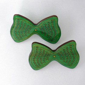 Broche noeud papillon rouge