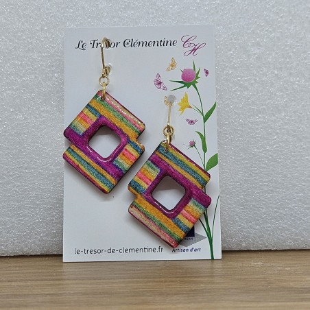 Boucle d'oreille fantaisie collection acidulée et chic, fushia et multicolore losange évidé sur dormeuse dorée