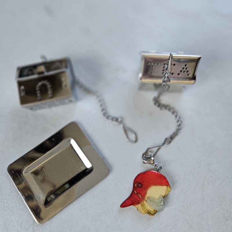 Boule à thé tisane maison acier inoxydable décor casque de pompier