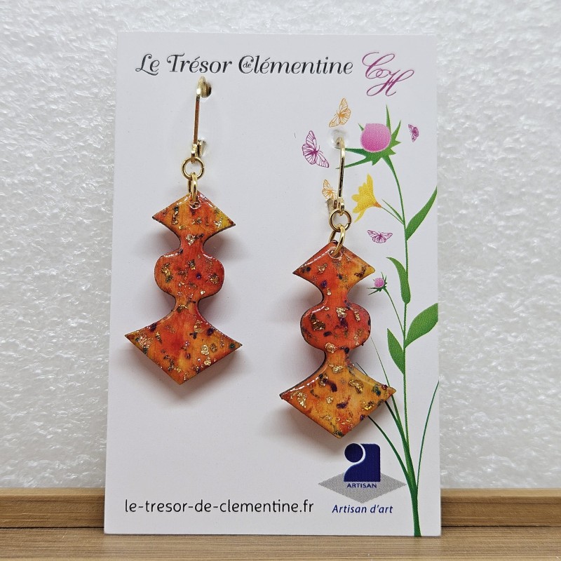 Boucle d'oreille pendante chic, forme originale orange à feu et pailleté or fait main sur dormeuse