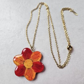 Collier femme pendentif de forme fleur camaïeu de orange à feu chaîne réglable acier inoxydable fait main