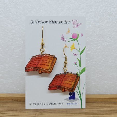 Boucles d'oreille fantaisie ludique forme livre couleur ton feu fait main monture inox doré pour éviter les allergies.