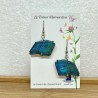Boucles d'oreille fantaisie ludique forme livre livre turquoise nuancé fait main monture inox argené pour éviter les allergies.