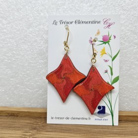 Boucle d'oreille artisanale acidulées camaieu de rouge