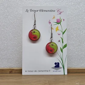 Qualité et confort : l'acier inoxydable à l'honneur pour ces boucles d'oreilles originales yin et yan