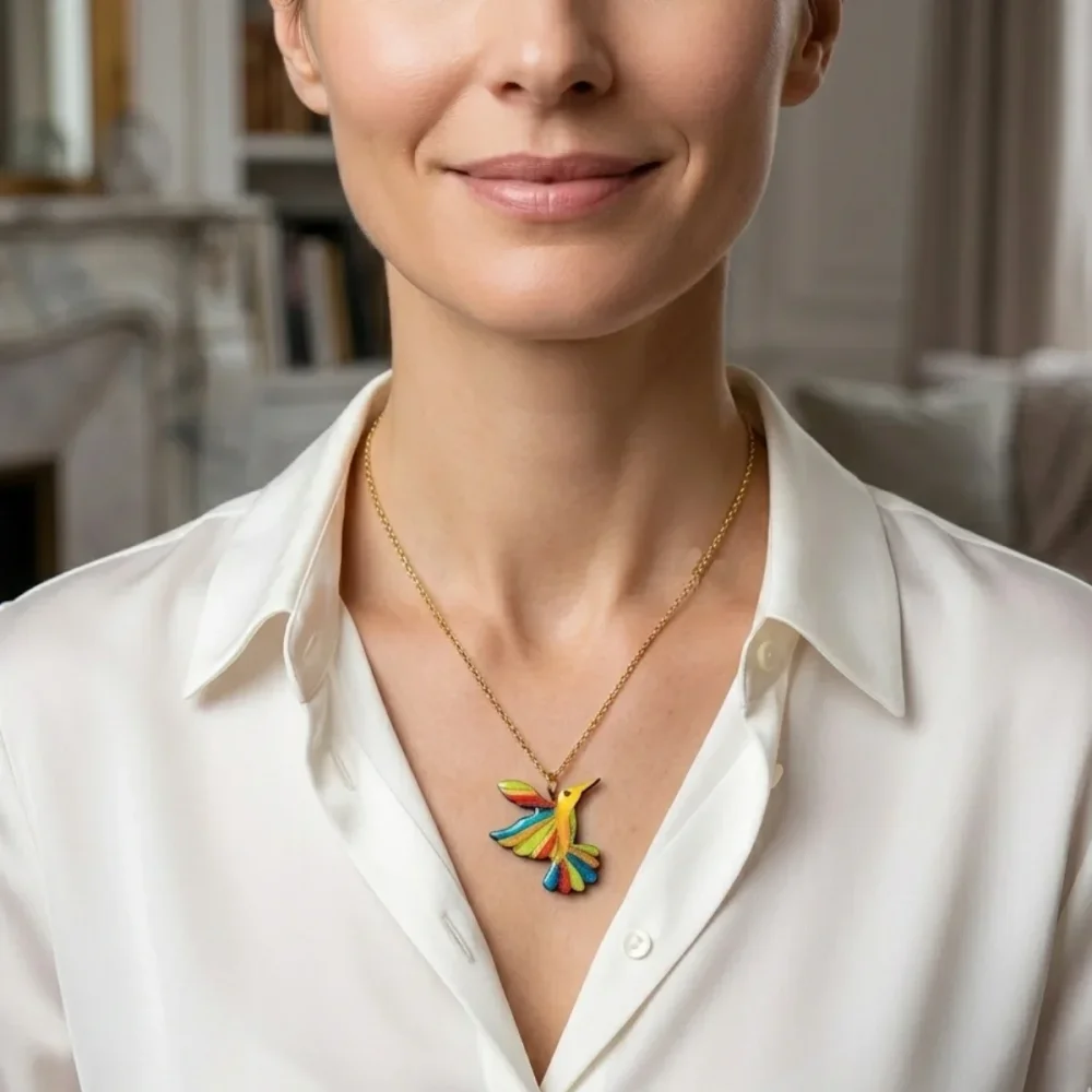 Sautoir Artisanal colibri Multicolore en Bois : Collier Long Design & Couleurs de l'Arc-en-Ciel Très léger