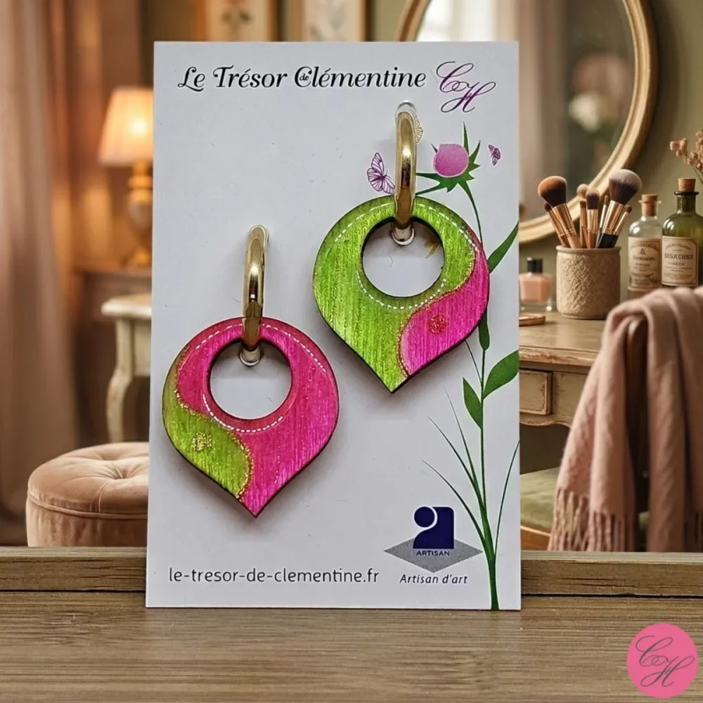 Portez un bijou de créateur avec ces boucles d'oreilles artisanales en bois