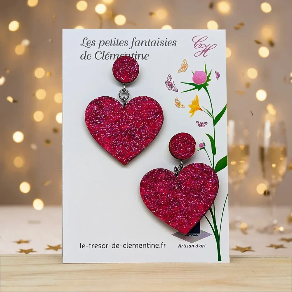 Boucles d'Oreilles Cœur Fuchsia Pailleté - Bijou Artisanal de Fête, fantaisie femme, livraison offerte à partir de 60 euros