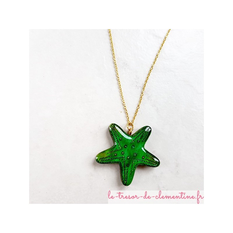 Collier étoile de mer verte sur chaîne dorée fabrication artisanale