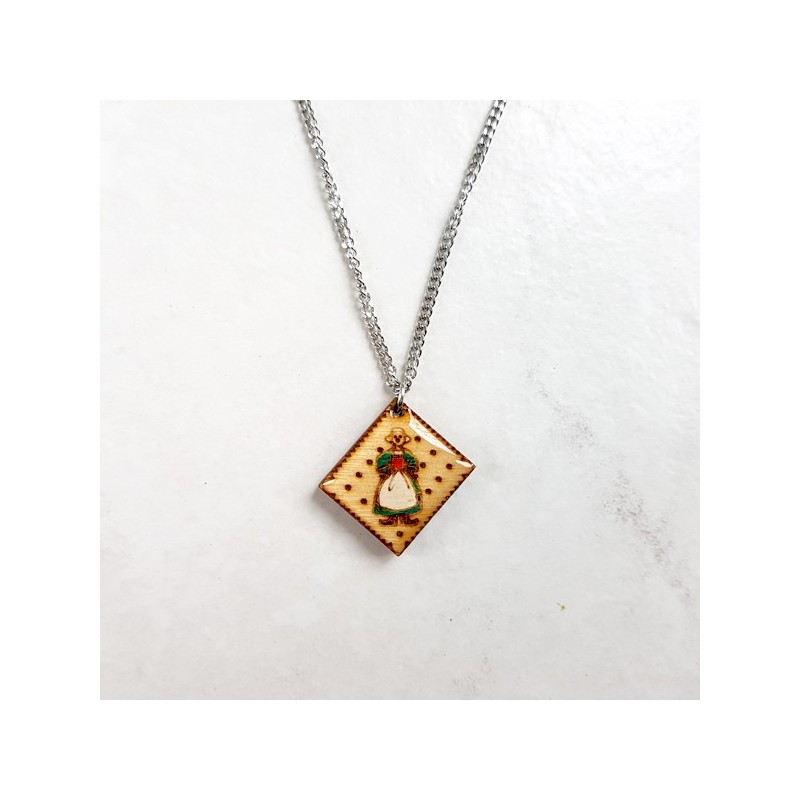 Collier fantaisie Bécassine sur petit beurre Collier fantaisie Bécassine sur petit beurre