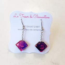 Boucles d'oreilles fantaisie berlingot fushia à pourpre