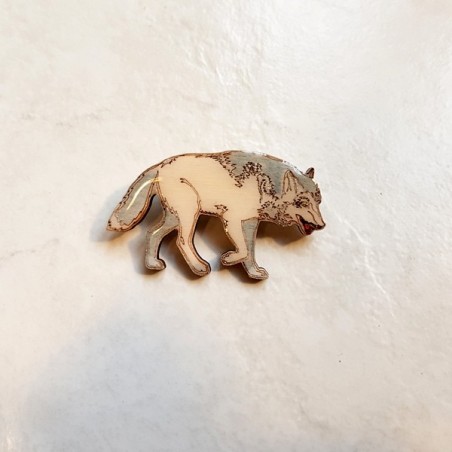 Broche artisanale loup gris et blanc aspect émail modèle unique